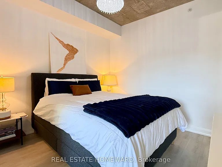 32 Camden St #706 — Photo 19