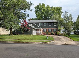 110 Yorktown Dr, Mount Laurel, NJ 08054