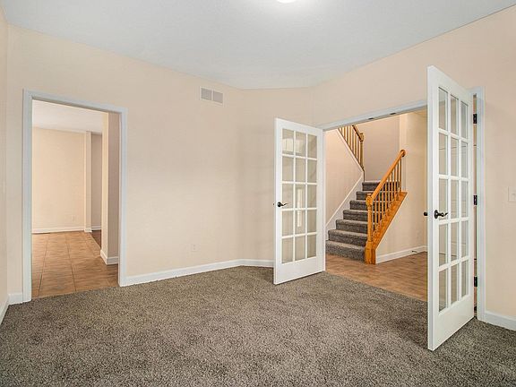 5th image of 19196 Plainfield Dr