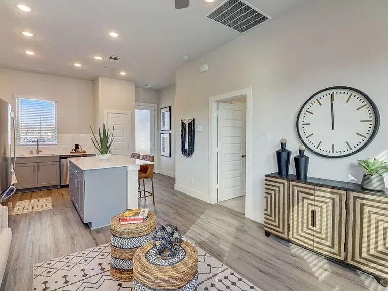 2501 Ascension Blvd — Photo 15