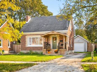 113 Adelaide St, Kitchener, ON N2M 2B5
