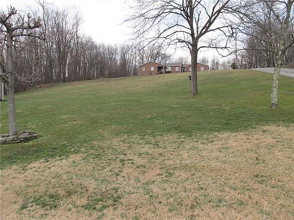 3rd image of 143 Monticue Dr