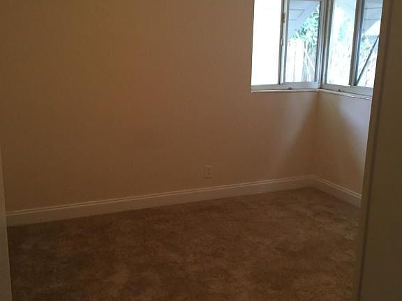 5th image of 240 NE 56th St