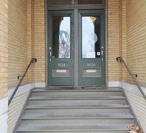 2nd image of 1826 Chouteau Ave