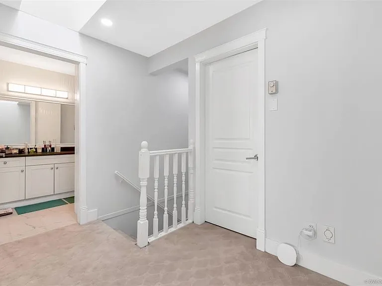 7833 Saint Albans Rd #9 — Photo 9