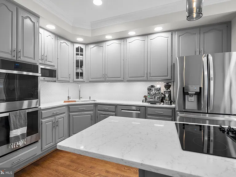 1532 Hampton Hill Cir — Photo 15