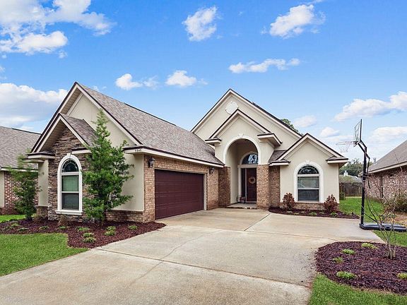 2nd image of 5345 Woodlake Trce