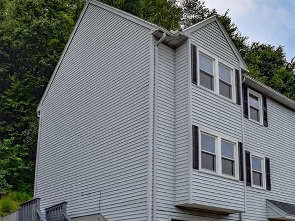 54 S Riverview St, Haverhill, MA 01835