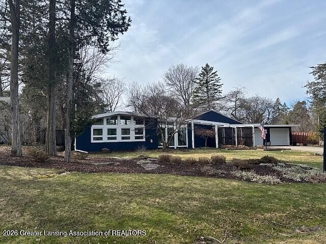 1st image of 815 Knoll Rd