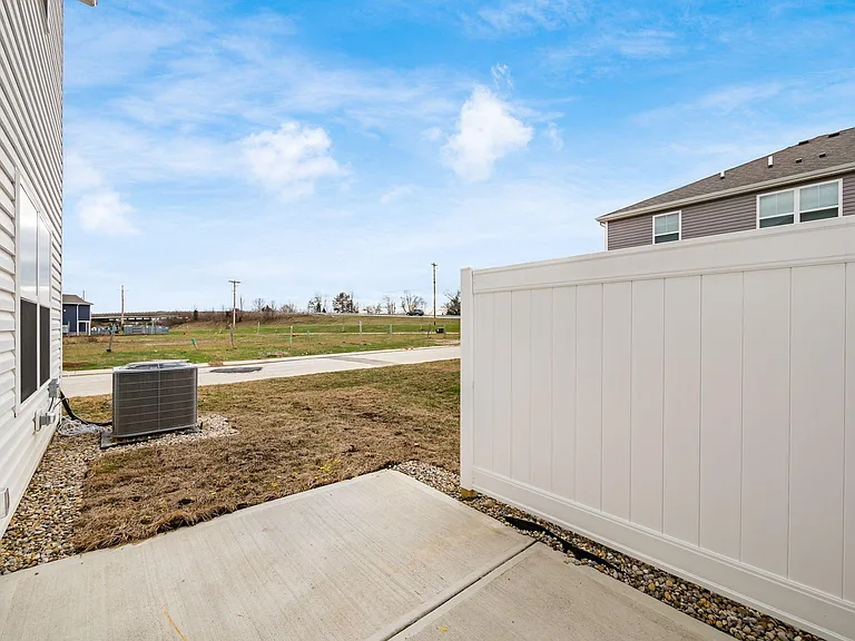 1463 Koppel Way — Photo 37