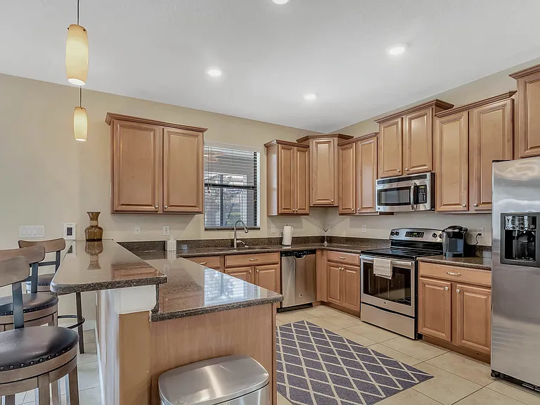 9028 Shadow Mountain St — Photo 3