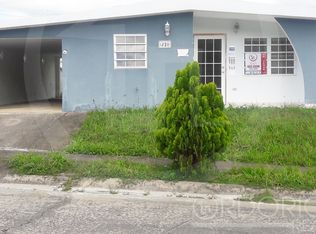 J-20 Urb Santo Tomas Calle Hucar, Naguabo, PR 00718