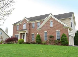 5340 Stenton Dr, Bethlehem, PA 18017