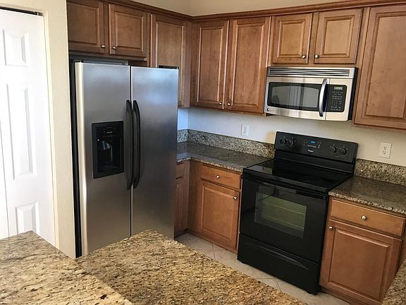3rd image of 10326 NW 30th Ter