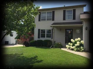 1605 Henry St, Normal, IL 61761