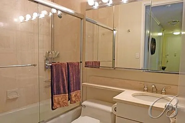 Sold by Bellmarc Realty | media 6