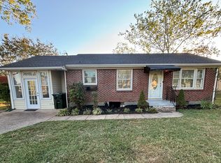 521 Bentley St, Gallatin, TN 37066