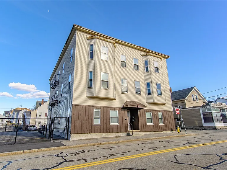 79 School St #1 — Photo 16