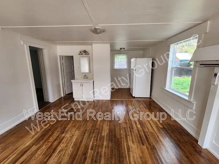 765 N Colorado Ave #5 — Photo 2