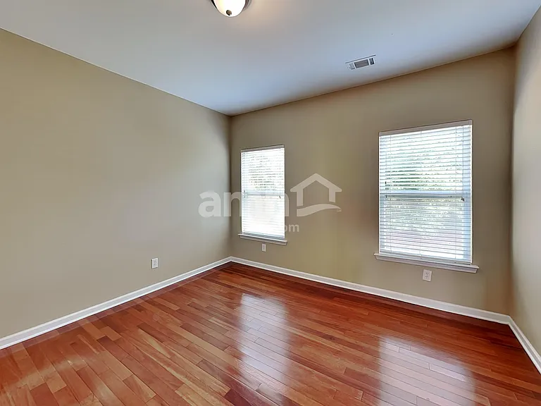 1380 Grey Rock Way — Photo 21