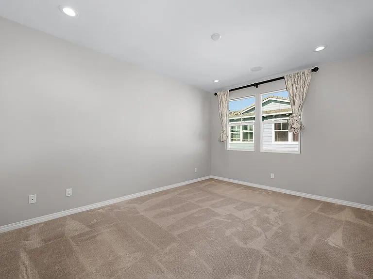 507 Sanderling Ln — Photo 12