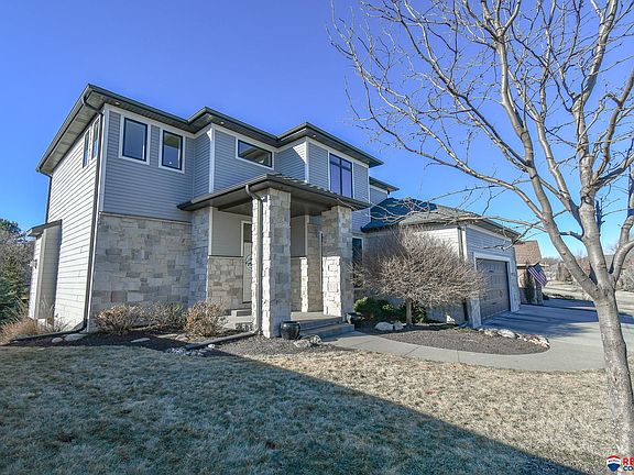 2nd image of 8529 Barkley Dr