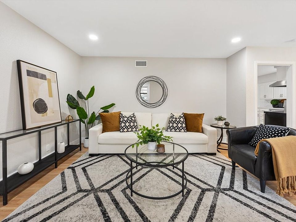 1st image of 10524 Coleridge St