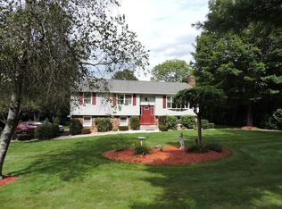 572 Lyon St, Ludlow, MA 01056