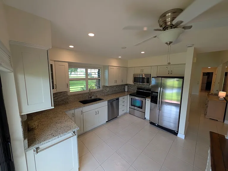 3744 SW Quail Meadow Trl #B — Photo 12
