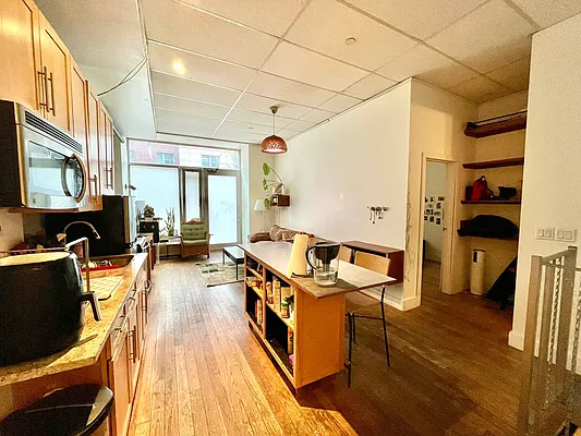 Rented by The KCI Group | media 15