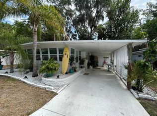 7 Coachlight Ct, Daytona Beach, FL 32119