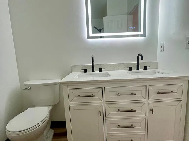 49 Woodlake Dr — Photo 13