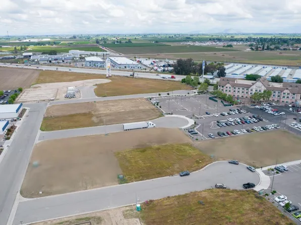 0 Bratton Ct, Kingsburg, CA 93631