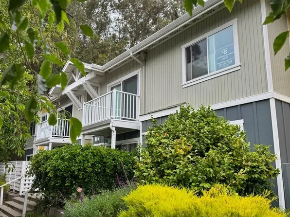755 14th Ave APT 704, Santa Cruz, CA 95062