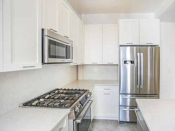 4th image of 435 E 79th St APT 10N
