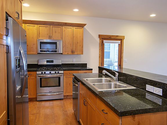 2nd image of 2885 Montgomerie Cir