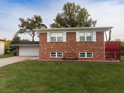 17 Chalet Ct, Fairview Heights, IL, 62208