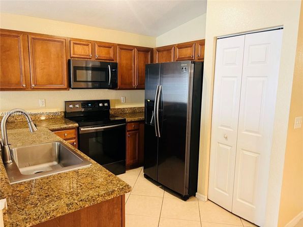 4537 SW 134th Ave #0