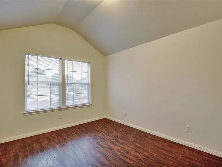 2624 Century Park Blvd — Photo 14