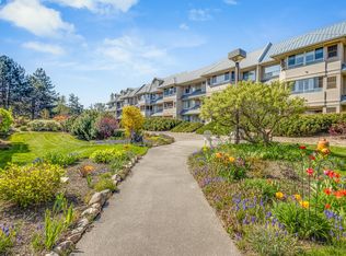 1961 Durnin Rd Unit 306, Kelowna, BC V1X 7Z6