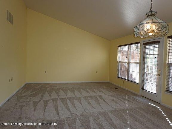 2nd image of 1979 Searl Ct #11