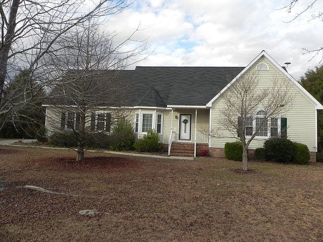 1st image of 105 Little River Dr