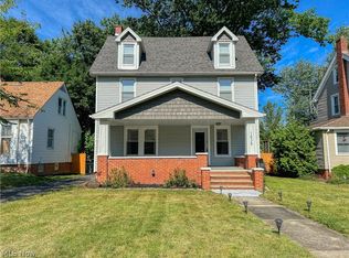 1638 S Taylor Rd, Cleveland Heights, OH 44118