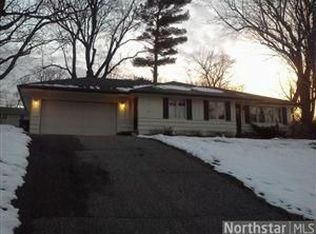 13104 Pine Ridge Rd, Burnsville, MN 55337