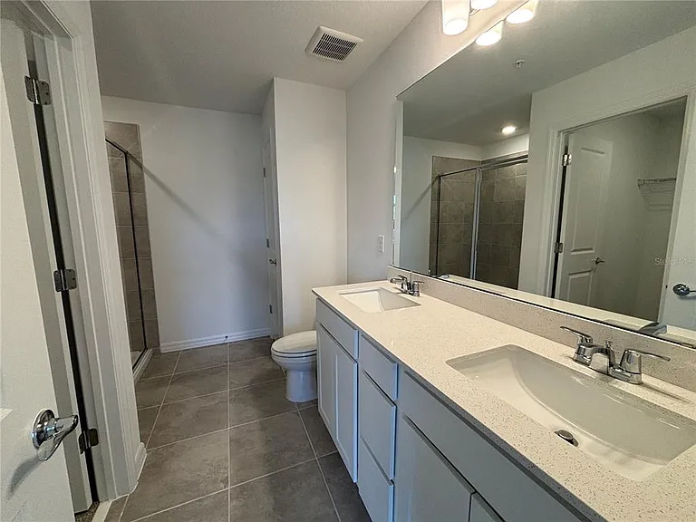 11451 Harborview St — Photo 10