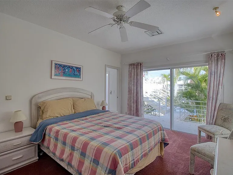 131 Sands Point Dr — Photo 20