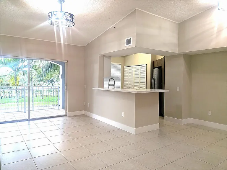 9645 NW 1st Ct #1209 — Photo 5