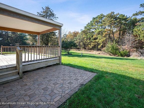 5th image of 154 Bonaire Drive