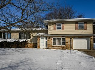 3475 Heckman St NW, Uniontown, OH 44685