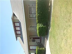 Building Photo 3